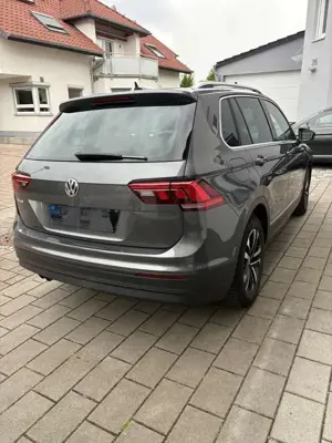 Volkswagen Tiguan IQ. DRIVE Bild 5