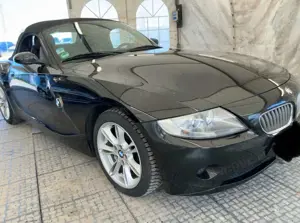 BMW Z4 Roadster 3.0i Schalt | SHZ KLIMAAUT LEDER Bild 3