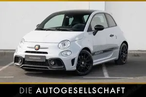 Abarth 595 esseesse *BI-XENON*PANO*AKRAPOVIC*1.HD*