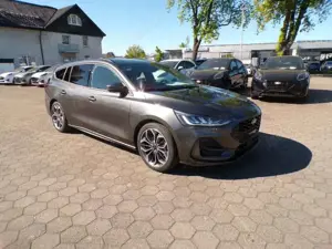 Ford Focus ST-Line X Turnier Autom. FGS / Assistenzpaket