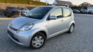 Daihatsu Sirion 1.3 4-türig Klima Tüv