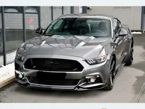 Ford Mustang 5.0 GT  V8
