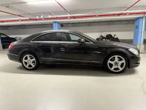 Mercedes-Benz CLS 350 CDI DPF BlueEFFICIENCY 7G-TRONIC Bild 2
