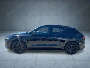 Audi SQ8 SUV TFSI tiptr. PANO Laser Stdhz HUD 23 AHK Bild 3