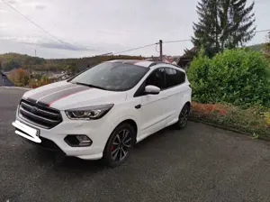 Ford Kuga 2.0 TDCi 2x4 ST-Line