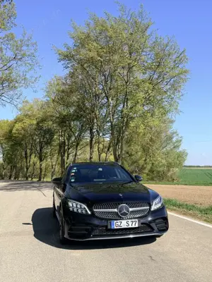 Mercedes-Benz C 180 C 180 T 9G-TRONIC AMG Line