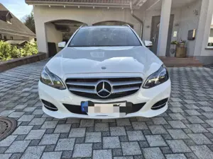 Mercedes-Benz E 200 E 200 T CDI DPF BlueEFFICIENCY 7G-TRONIC Avantgard
