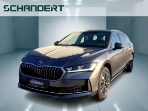 Skoda Superb Combi 2.0 TDI Selection DSG 4x4 Matrix AHK Navi