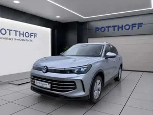 Volkswagen Tiguan 1.5 eTSI DSG ELEGANCE NAVI KAMERA AHK PDC