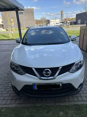 Nissan Qashqai 1.5 dCi DPF 360
