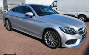 Mercedes-Benz C 300 Coupe AMG-Paket Panorama Burmester