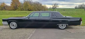 Cadillac Fleetwood Long Version