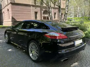 Porsche Panamera Basis