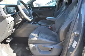 Volkswagen Tayron 2.0 TDI R-Line 7 Sitze Standheizung Head Up AHK Ha Bild 4