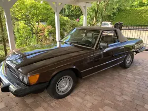Mercedes-Benz SL 380 Cabrio