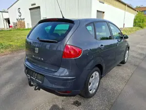SEAT Altea Avila 1.6 TÜV 01/2028 AHK Bild 5