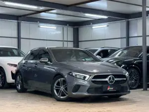Mercedes-Benz A 180 d AHK*SPUR*MBUX*LED*TEMP*TÜV NEU*1.HAND