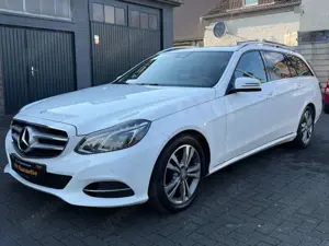 Mercedes-Benz E 220 T-Modell BlueTec*TÜV*Garantie