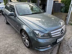 Mercedes-Benz C 200 Limousine CGI BlueEfficiency/Bi-Xenon/2.Hd Bild 3