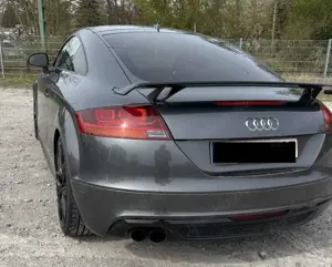 Audi TT Coupe 2.0 TDI quattro S tronic Bild 3