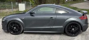 Audi TT Coupe 2.0 TDI quattro S tronic Bild 5