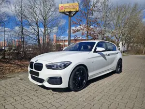 BMW 120 1er (5-Türer) 120i Aut. Edition M Sport Shadow 8-fach bereift