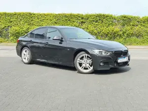 BMW 320 d M Sport HeadUp-KeylessGo-LED-Kamera-PDC-E6