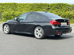 BMW 320 d M Sport HeadUp-KeylessGo-LED-Kamera-PDC-E6 Bild 5