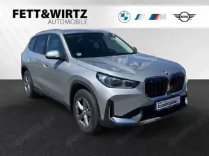 BMW X1 xDrive30e AHK|Panorama|Head-Up|PA+