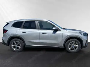 BMW X1 xDrive30e AHK|Panorama|Head-Up|PA+ Bild 2