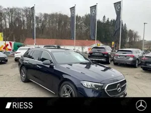 Mercedes-Benz E 220 d T  AMG DISTR. STANDH. AHK. LED PTS CAR PLAY