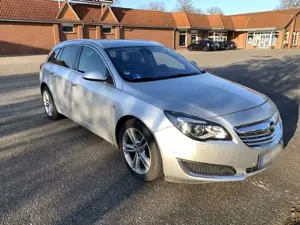 Opel Insignia 2.0 CDTI Sports Tourer ecoFLEXStart/Stop OPC-LINE Bild 3