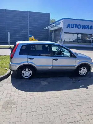 Ford Fiesta Bild 4