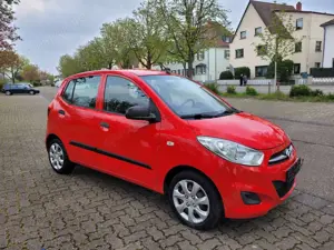 Hyundai i10 FIFA WM Edition Bild 3