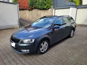 Skoda Octavia Octavia III Combi Combi 1.2 TSI Green tec DSG Edition