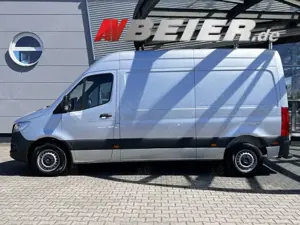 Mercedes-Benz Sprinter Bild 3