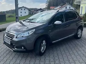 Peugeot 2008 Allure HDI 120 *Sitzheizung*Navi*Teilleder*
