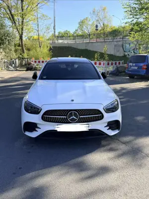 Mercedes-Benz E 220 E 220 d (213.004)