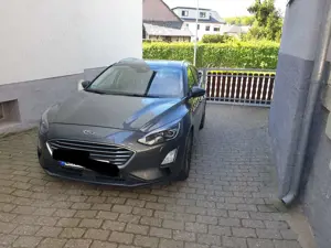Ford Focus Focus Turnier 1.0 EcoBoost Start-Stopp-System TITANIUM