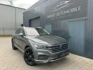 Volkswagen Touareg 4Motion eHybrid*Panorama*Kamera*AHK*