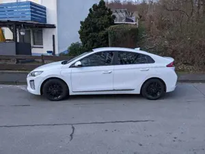 Hyundai IONIQ IONIQ Plug-in-Hybrid Plug-in-Hybrid 1.6 GDI Trend - AHK  Garantie Bild 4