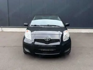 Toyota Yaris TÜV | Klima | 5 Türer | 100 PS | Start-Stop