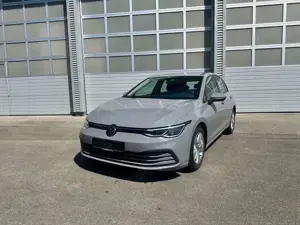 Volkswagen Golf VIII Lim. eTSI, Virtual, ACC,5J. Garantie