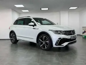 Volkswagen Tiguan R-Line 4Motion/MATRIX/PANO/HUD/KAM/CARPL/
