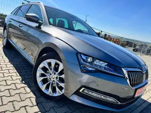 Skoda Superb Style 4x4 GARANTIE+1 AHK STANDHZG MATRIX