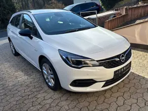 Opel Astra Astra  Sports Tourer Automatik Business Edition