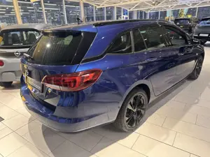 Opel Astra Ultimate 1.4 AT +RFK+BOSE+ Bild 4