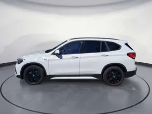 BMW X1 xDrive25e Sport Line Steptronic Aut. PDC