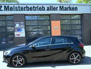 Mercedes-Benz A 160 Urban Score LED Sitzhz. PDC Navi Mod.2017 Bild 3