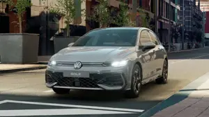Volkswagen Golf VIII 1.5 TSI R-Line ACC Kamera Navi